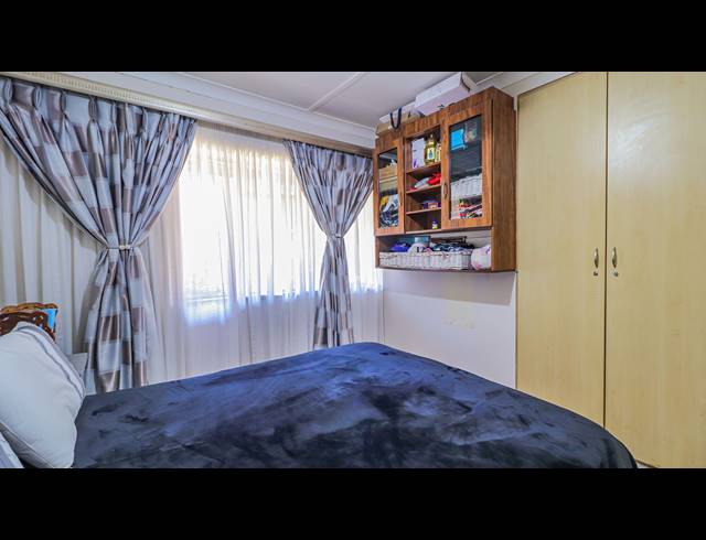 3 BEDROOM HOUSE FOR SALE IN MONTGOMERY PARK